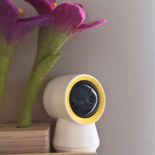 Perfect for the Road: A Baby Monitor That Doesn’t Need WiFi